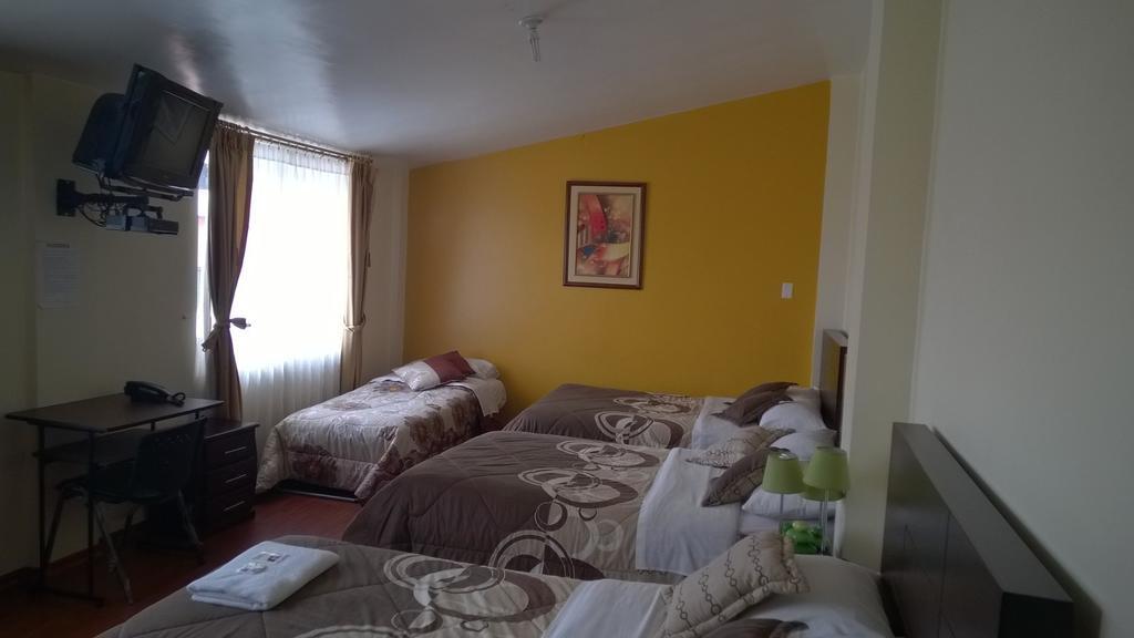 Hostal El Roble Quito Zimmer foto