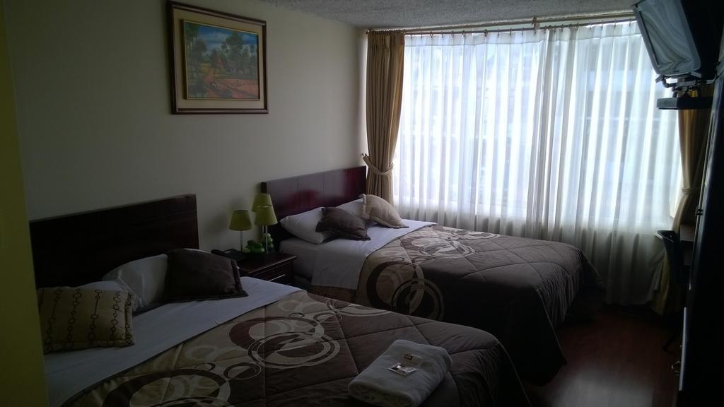 Hostal El Roble Quito Zimmer foto